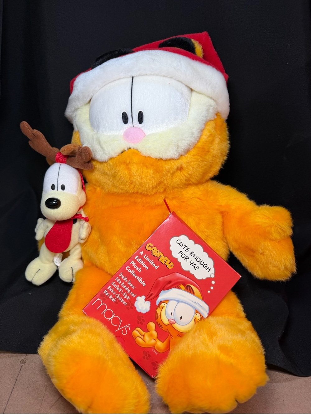 Christmas Garfield & Odie w/Book Macy's Limited Edition 25 Years Plush Doll 18”